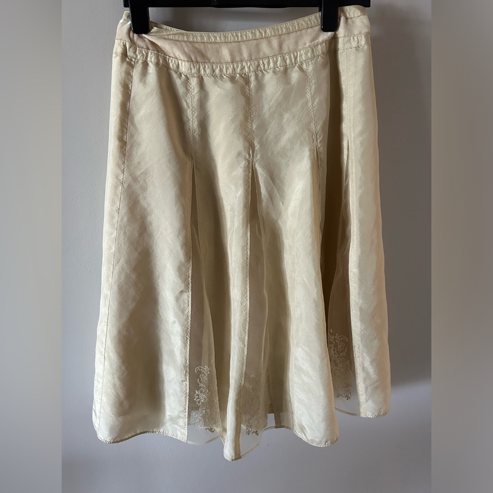 DKNY jeans skirt 100% silk size 6